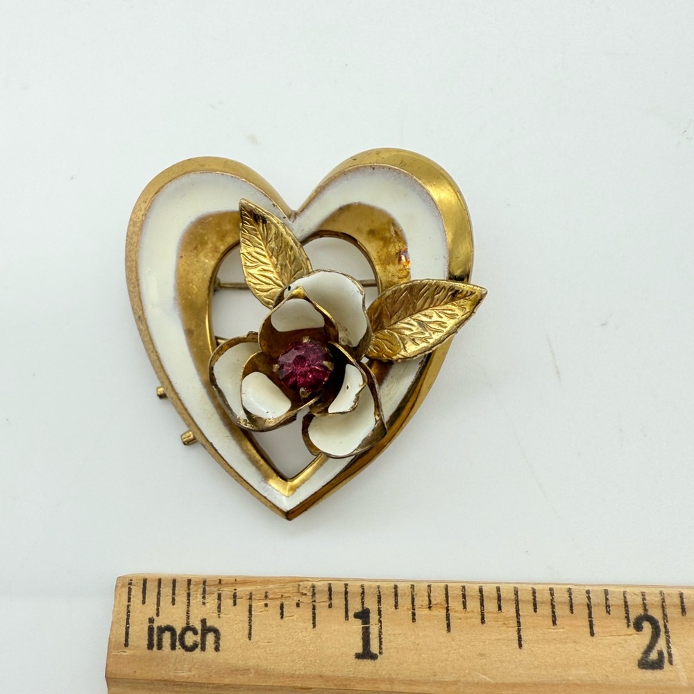 Vintage Signed Coro Gold Tone Heart Enamel Flower Rhinestone Pin Brooch Retro - Picture 4 of 10